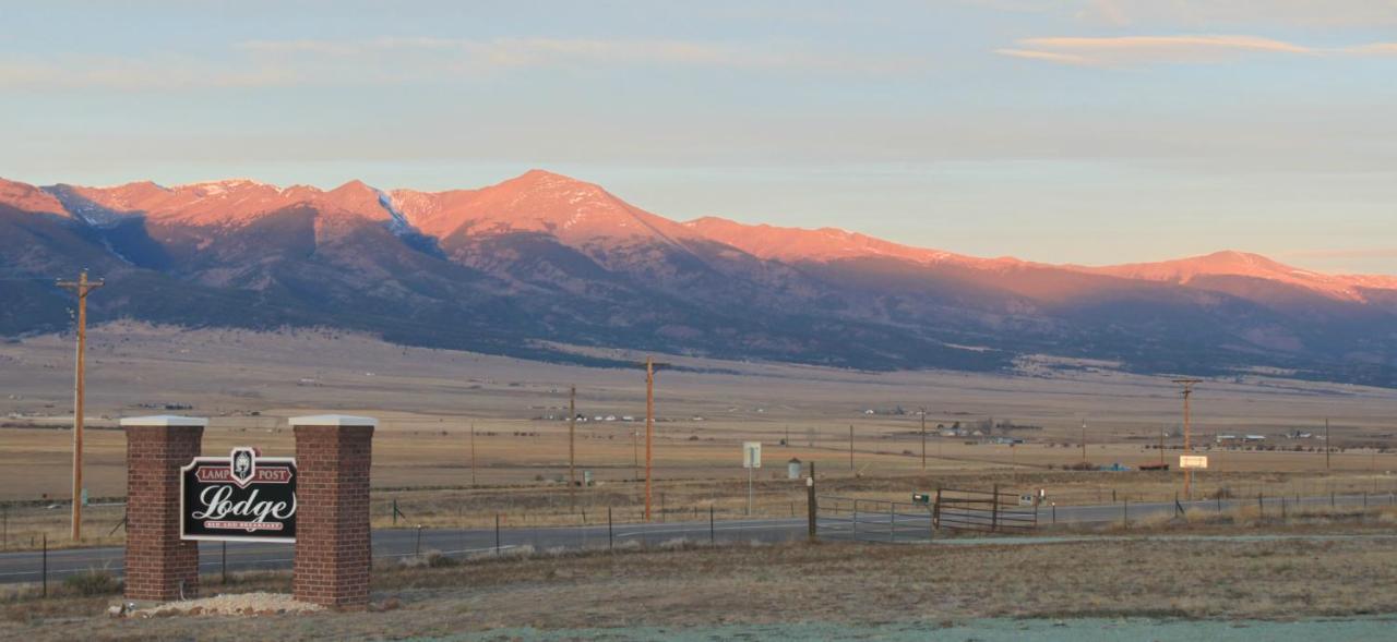 Lamp Post Lodge Westcliffe Exteriör bild